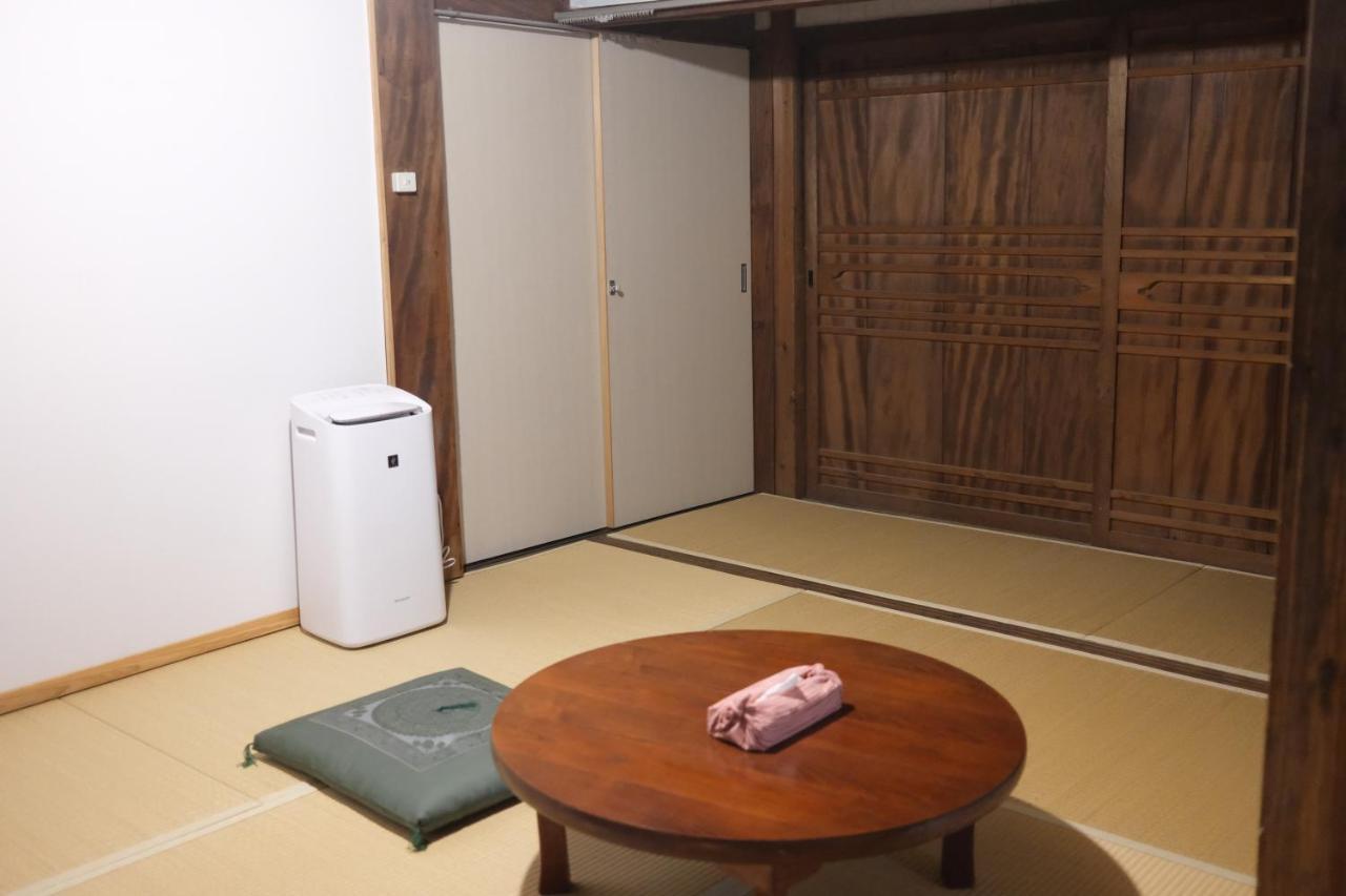 Guesthouse KOJIYA 暮らしをつくる宿 旧糀屋 Fukutsu Extérieur photo