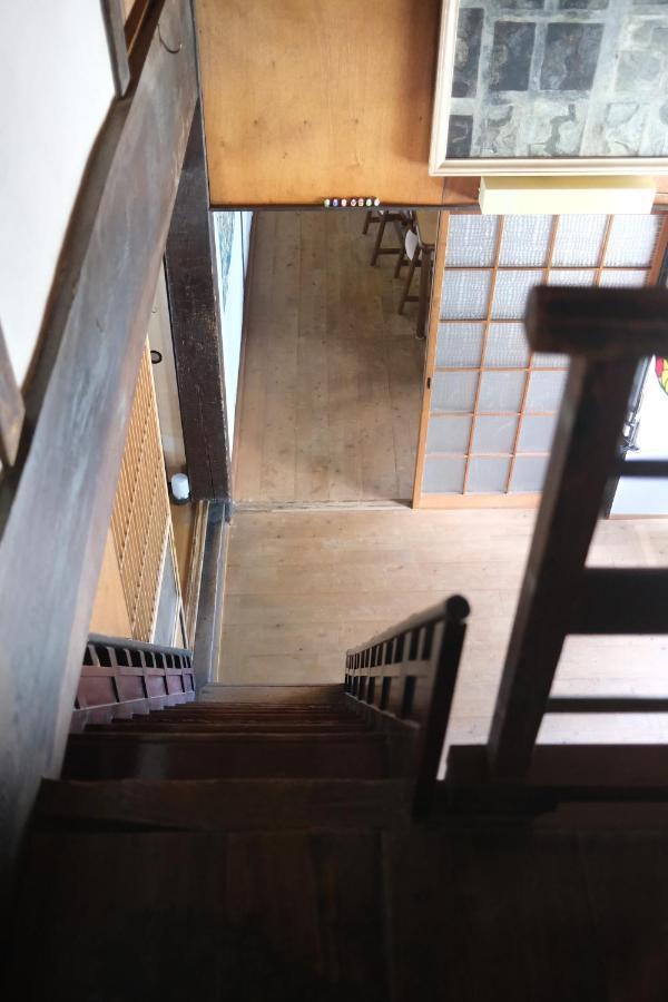 Guesthouse KOJIYA 暮らしをつくる宿 旧糀屋 Fukutsu Extérieur photo