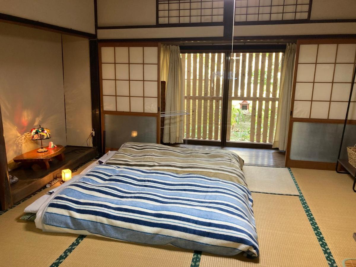 Guesthouse KOJIYA 暮らしをつくる宿 旧糀屋 Fukutsu Extérieur photo